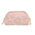 Borsa a nuvola rosa con ricami floreali e catena dorata per serate eleganti - Rosa