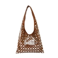 Bolso hobo marrón con remaches en cuero brillante y detalles de herrajes punk plateados - Marrón