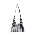 Borsa tote a righe bianche e nere con fiocco in pizzo bianco e tracolla regolabile chic - Nero