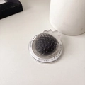 Dettaglio del supporto magnetico per telefono a forma di fragola con guscio trasparente - Supporto Magnetico Fragola Sandwich / Nero