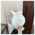 Borsa a tracolla creativa a forma di chitarra argento con finitura metallica e borchie - Argento