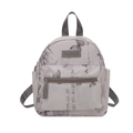 Mini mochila gris con estampado de mariposa estilo tinta china y bolsillo frontal - Tipo estándar / Gris
