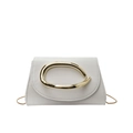Elegante borsa a tracolla bianca con grande anello in metallo dorato e catenina - Bianco