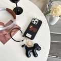 Funda iPhone negra con bordado de dachshund marrón, correa de muñeca y colgante de perro piel - Negro (Con Cordón y Amuleto) / iPhone 7/8/SE 2020
