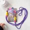 Gros plan d'un pendentif en peluche violet avec une bandoulière épaisse tressée assortie - Clip Arrière-Chien Peluche Mignon Laid-Corde Tressée-Violet