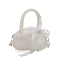 Sac à bandoulière blanc en forme de coquillage avec gaufrage nœud et charme en dentelle - Avec Pendentif / Blanc