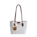 Grand sac cabas blanc avec anses marron et un adorable pendentif en peluche - Blanc (Sans Pendentif)