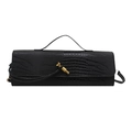 Elegante schwarze Baguette-Tasche mit Krokodilprägung und goldener Schnalle - Schwarz