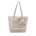 Elegante borsa tote trapuntata bianco avorio con nastro di seta e motivi a coniglio - Cachi