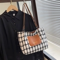 Classic black and white checkered tote bag with brown leather straps and fashion patch - Brown No Pendant