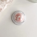 Dettaglio piumino da cipria rosa con fiocco di perle in scatola trasparente regalo - Aspirazione Magnetica-Fiocco in Pelliccia di Visone-Rosa