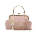Borsa da sera in raso rosa jacquard con manico dorato e nappa bianca in stile cinese - Rosa