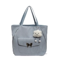 Lichtblauwe draagtas met metalen vlindergesp en witte pluchen wolkenhanger-accessoire - Blauw met Hanger