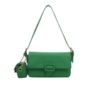 Minimalistische grüne Baguette-Schultertasche mit Lederstruktur und Mini-Münzfach - Grün