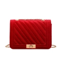 Bolso bandolera de terciopelo rojo acolchado con cadena dorada y cierre metálico - Rojo