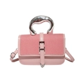 Bolso chic de cuero rosa y rojo con un asa metálica plateada única y moderna - Rosa