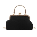 Schwarze Samt-Abendtasche in Muschelform mit goldenem Metallrahmen und Griff - Schwarz