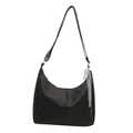 Grande borsa tote in PU nero con tracolla regolabile e ciondolo con fiocco in pizzo - Nero