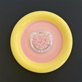 Gedetailleerd overzicht van een hartvormige magnetische telefoongreep met roze glitter - Hart / Kleurrijk