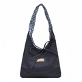 Borsa tote in denim blu scuro con fodera a quadretti e fiocco decorativo su bianco - Quadretti Blu Lato B