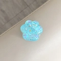Gros plan sur le support de téléphone patte de chat bleu holographique avec paillettes - Support Patte de Chat - Coeur Sucré - Bleu