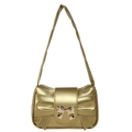 Bolso baguette dorado elegante con detalle de lazo metálico y hebilla decorativa - Dorado