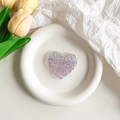 Dettaglio macro del supporto per telefono a cuore con glitter e paillettes viola - Cuore Sfumato Viola (Glitter Argento)