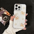 Detailansicht der 3D-Harzschmetterlinge und weißen Blumenreliefs auf der Glitzerhülle - Weißer Glitzer Beige Schmetterling / iPhone 7/8/SE 2020