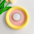 Close-up of heart mirror phone grip with sparkling rhinestones and rose gold frame - Large Round Mirror Magnetic (Gold)
