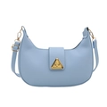 Borsa sottobraccio minimalista in pelle PU azzurra con fibbia a triangolo dorata su bianco - Blu