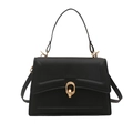 Borsa a tracolla in pelle nera opaca minimalista con elegante fibbia in metallo oro - Nero