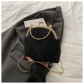 Sac à main vintage en tissu noir avec broderie papillon et cadre métallique doré - Noir