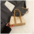 Handgemaakte strooien draagtas met bruine lederen bies en afneembare ketting - Khaki Zonder Hanger