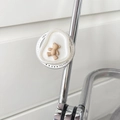 Gros plan d'un support magnétique pour téléphone avec un ours brun en 3D sur base - Support Magnétique Anneau Irrégulier / Ours Flash Blanc-Café