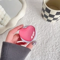Dettaglio dell'impugnatura per telefono a forma di cuore rosa con finitura in resina lucida - Supporto Magnetico-Cuore in Vetro di Cristallo-Rosa Antico