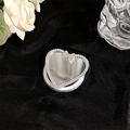 Vue détaillée du support de téléphone en cœur avec miroir et papillon en strass brillant - Grand Coeur (Argent)
