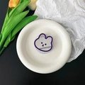 Vue détaillée du support de téléphone ours violet avec une surface miroir réfléchissante - Support d'Ours Magnétique - Violet Foncé
