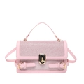 Kleine quadratische Tasche aus rosa Glitzerleder mit goldener Schnalle und Gurt - Rosa