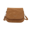 Bolso bandolera marrón de cuero texturizado vintage con logo fashion trend plateado - Marrón