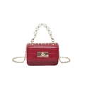 Mini sac à main rouge motif crocodile avec poignée perle et chaîne dorée - Rouge