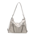 Silberne Metallic-Schultertasche mit Schleife und Reißverschluss-Akzenten im Y2K-Stil - Silber