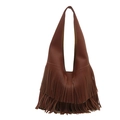 Sac hobo marron avec doubles franges bohèmes et texture en cuir litchi grainé - Marron