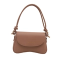 Bolso bandolera de ecocuero marrón con base curva y detalle de asa anudada dorada chic - Caqui