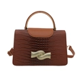 Petit sac à main marron rétro avec motif crocodile et boucle ondulée dorée - Marron