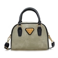 Bolso bowling retro verde grisáceo con tejido texturizado y detalles en cuero negro - Marrón