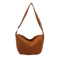 Borsa hobo minimalista a mezzaluna in tela marrone con tracolla regolabile e cerniera - Marrone