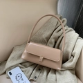 Borsa baguette beige classica con finitura liscia ed elegante chiusura dorata quadra - Cachi