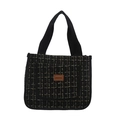 Grand sac cabas en tweed à carreaux avec poignées et poche avant sur fond blanc neutre - Noir