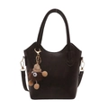 Sac fourre-tout marron foncé en similicuir avec charm monstre en peluche et bandoulière - Café avec Pendentif