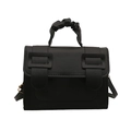 Bolso negro elegante con asa plisada y hebillas cuadradas decorativas de moda - Negro